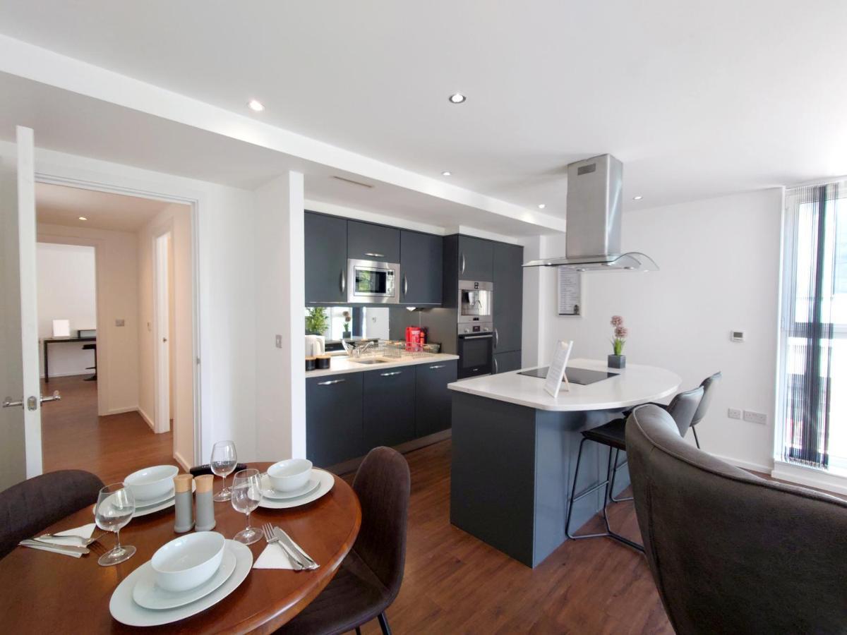 Fully Serviced Two Bed Apartment By Excel & O2 London Eksteriør bilde